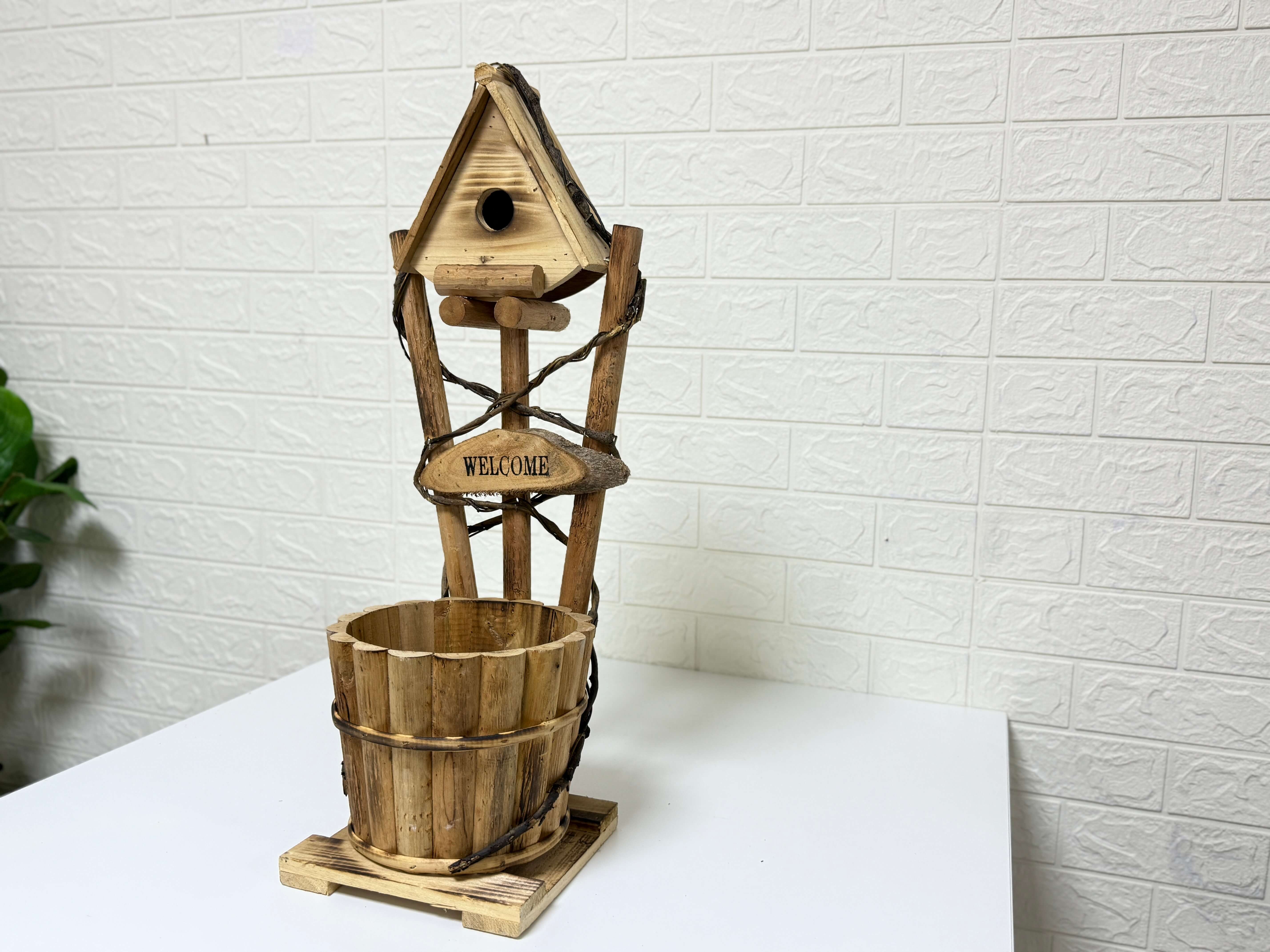 木色小屋花桶 200$ 實景